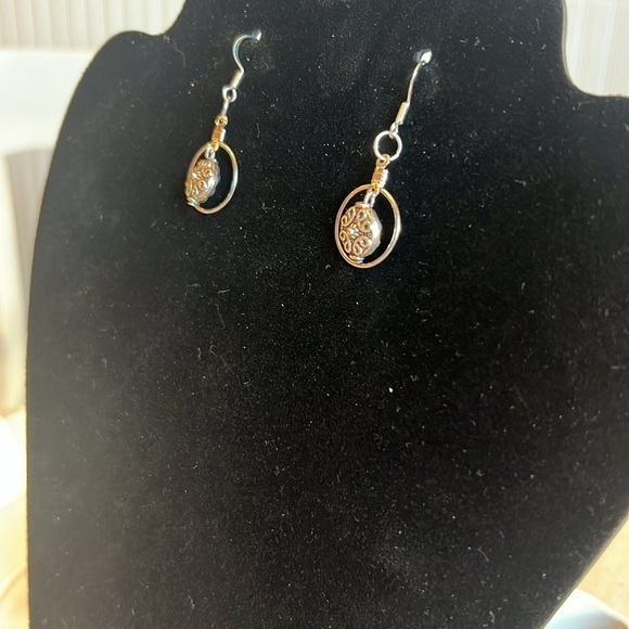 Vintage earrings with inner dangle - Picture 3 of 6